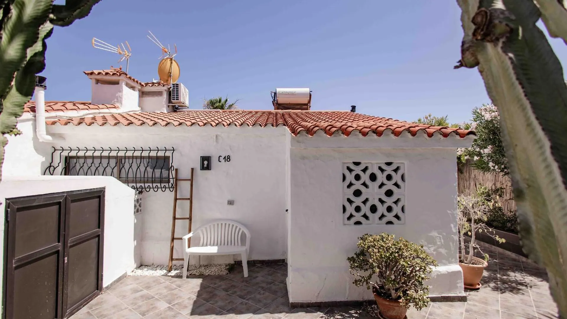 بيت للعطل Deluxe Los Porches - By Gestion Vacacional Canarias ماسبالوماس إسبانيا