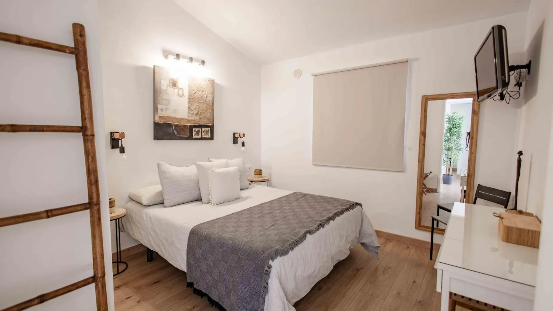 Deluxe Los Porches - By Gestion Vacacional Canarias ماسبالوماس