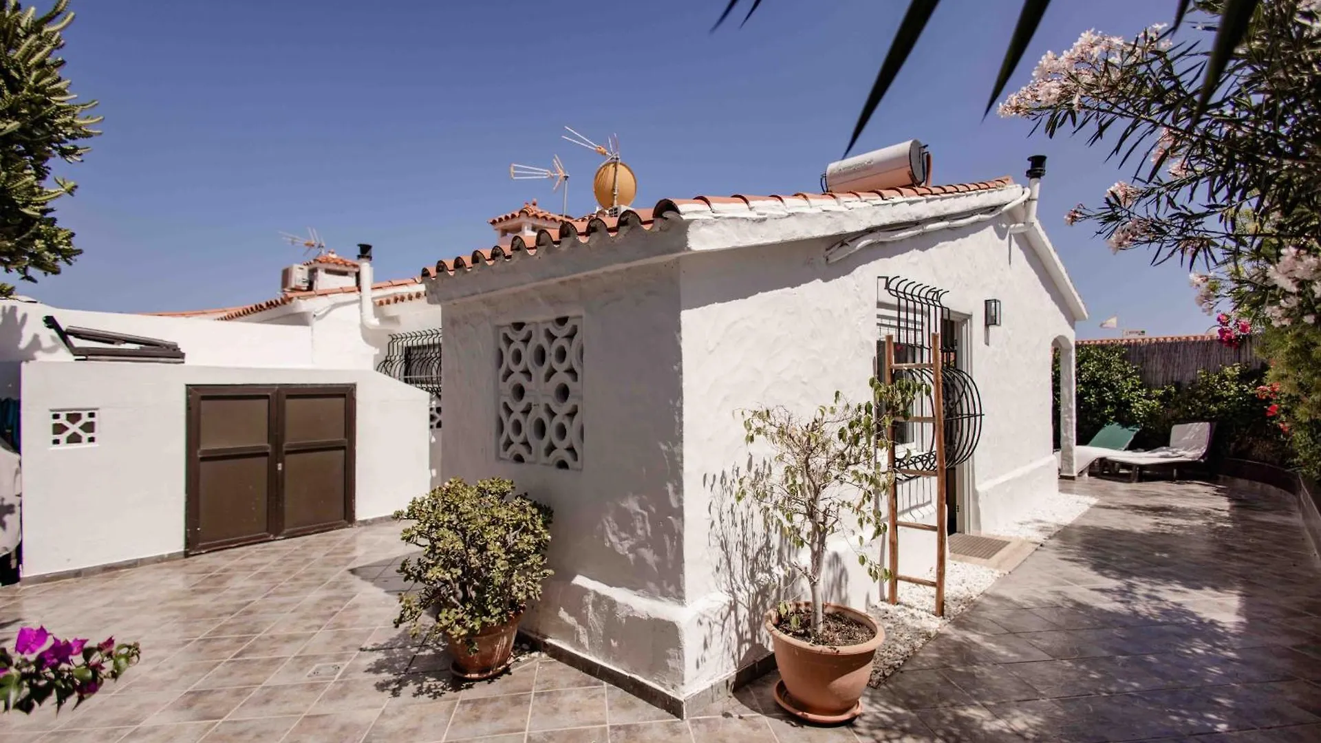 Deluxe Los Porches - By Gestion Vacacional Canarias ماسبالوماس إسبانيا